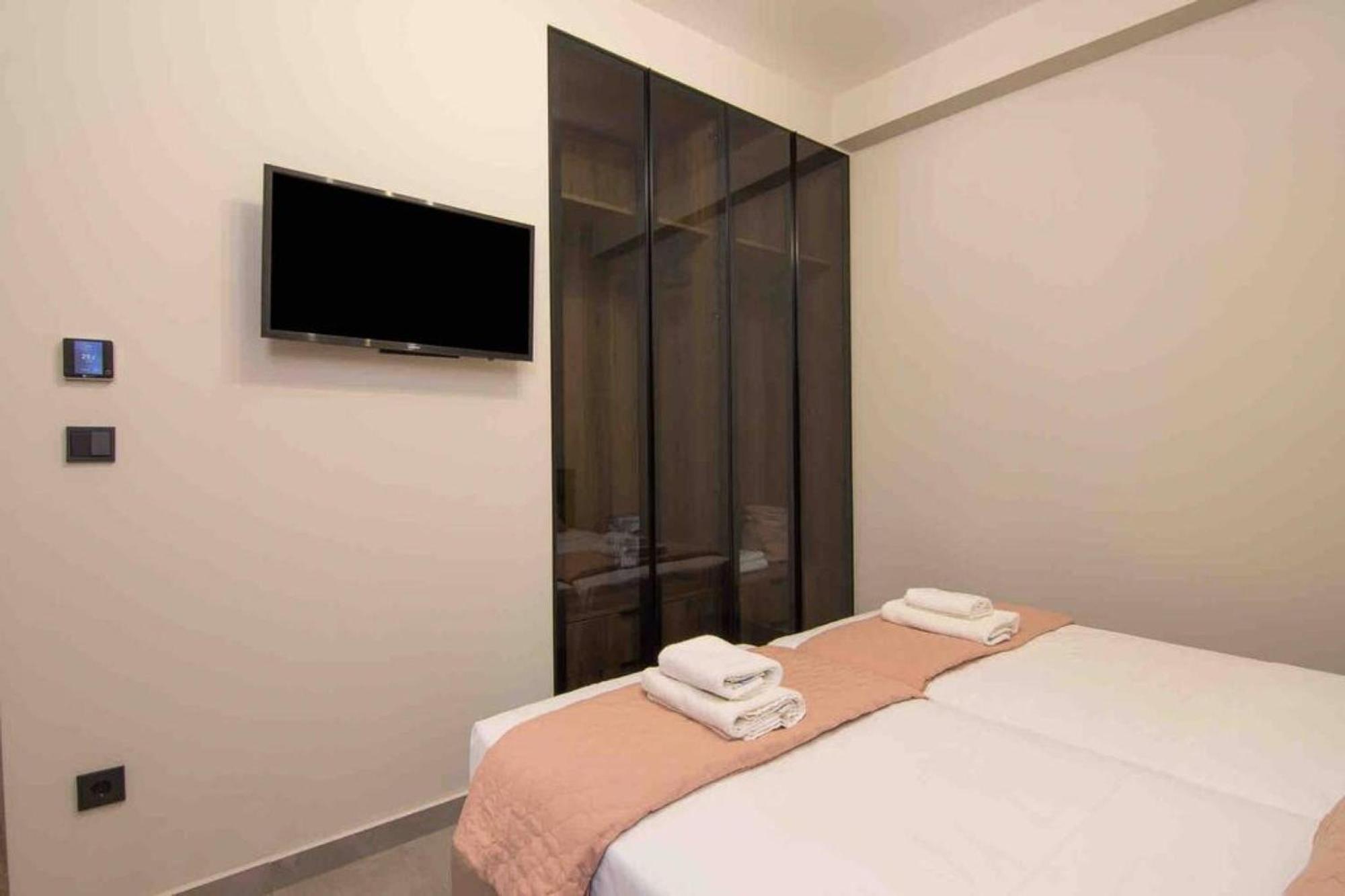 شقة Blue Pearl At Glufada Sea Side أثينا المظهر الخارجي الصورة